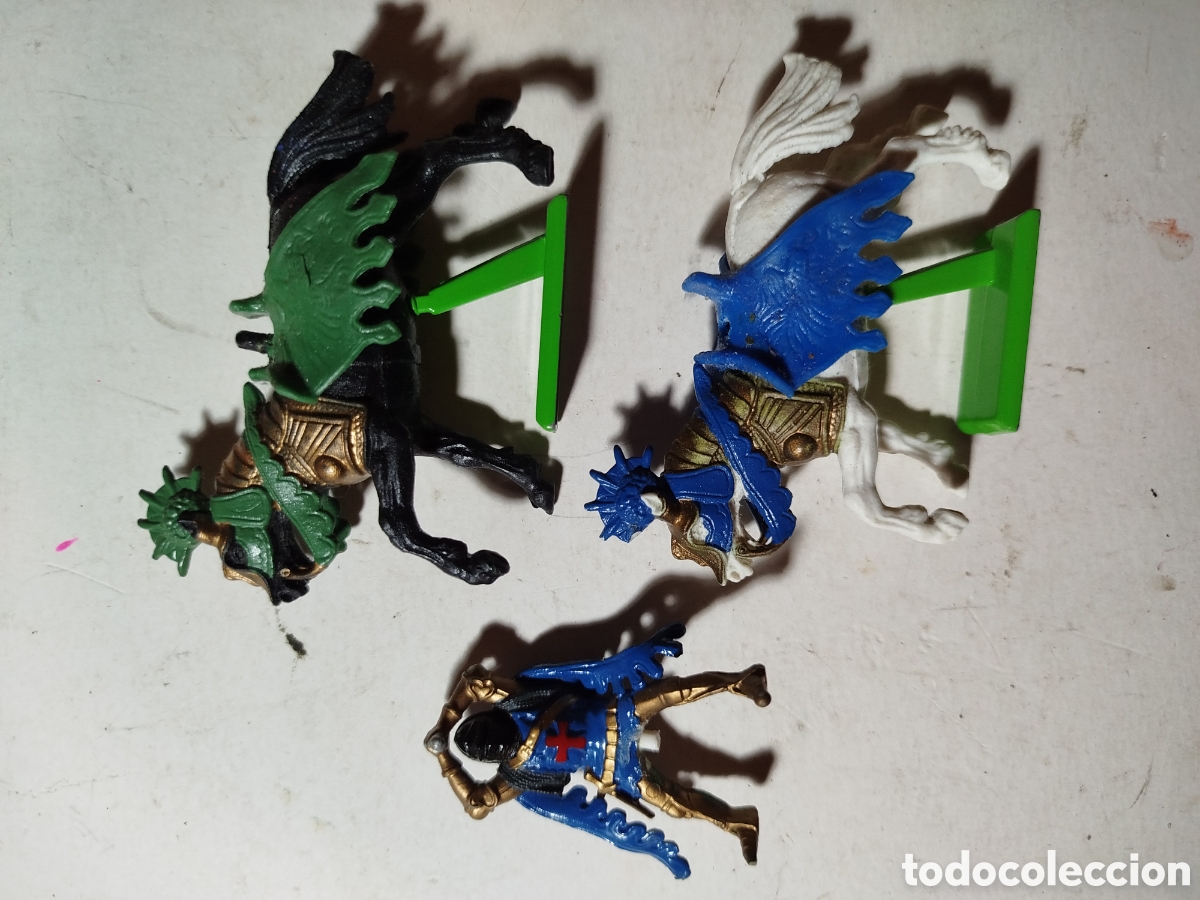 Juguetes antiguos y juegos de colecci&oacute;n: Lote figuras medievales del 1971