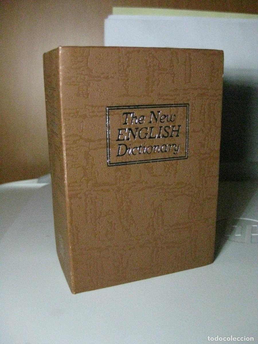 Juguetes antiguos y juegos de colecci&oacute;n: HUCHA - CAJA FUERTE . EN FORMA DE LIBRO - The New ENGLISH DICTIONARY
