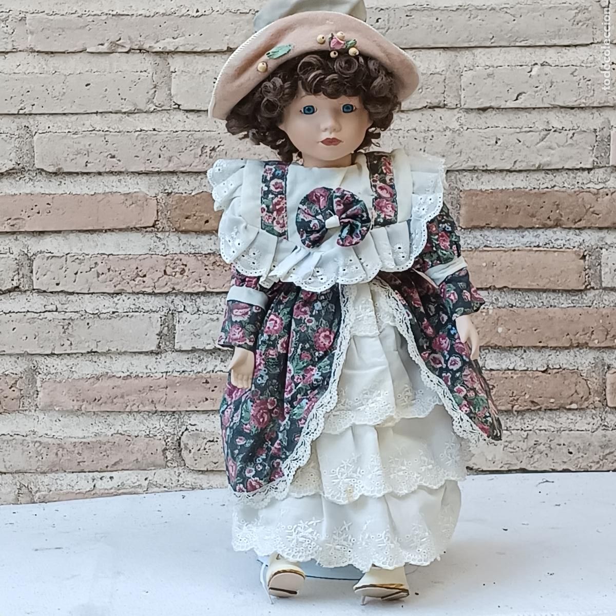 Juguetes antiguos y juegos de colecci&oacute;n: 3 ) MU&Ntilde;ECA GRANDE VESTIDA DE COLECCION.
