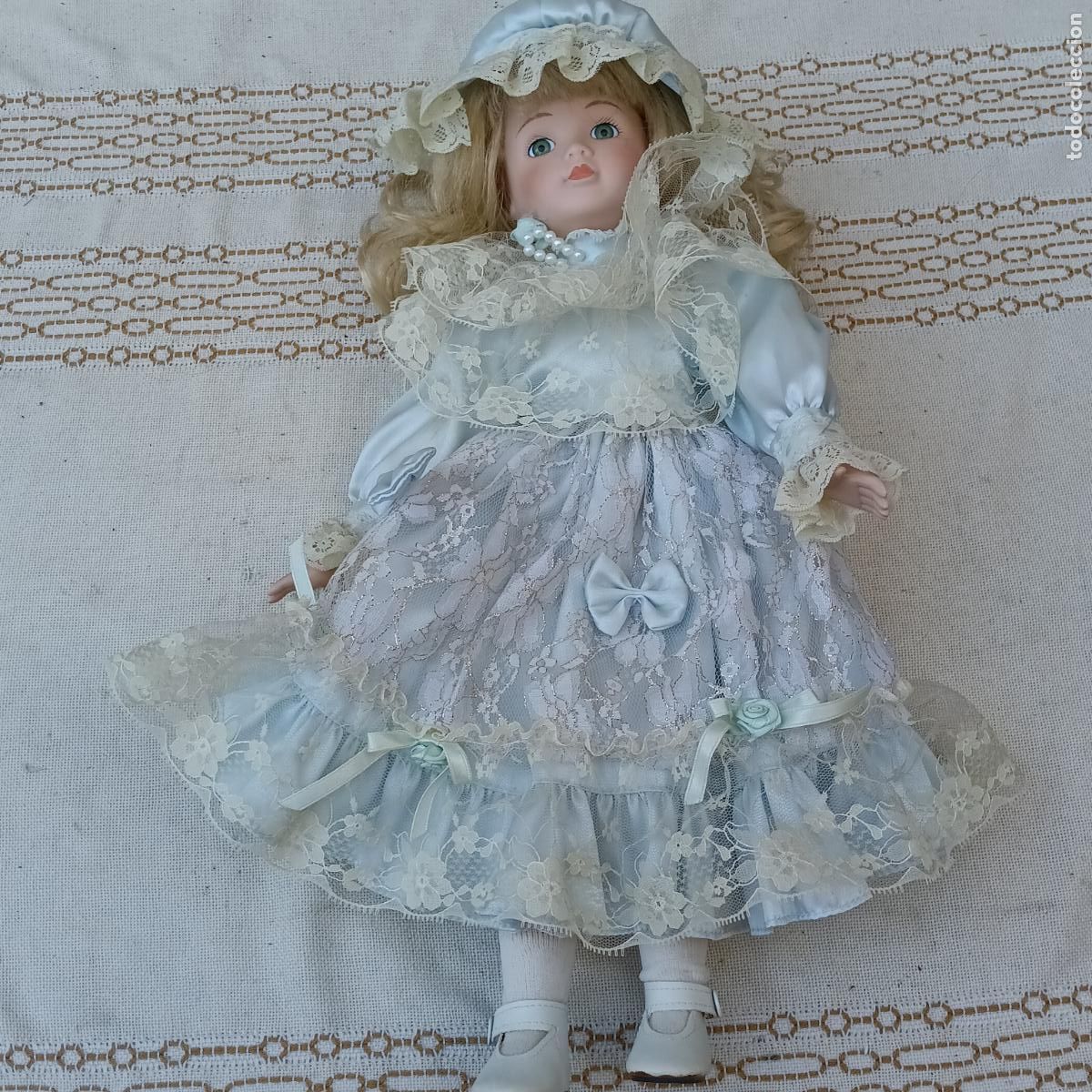 Juguetes antiguos y juegos de colecci&oacute;n: 5 ) MU&Ntilde;ECA GRANDE VESTIDA DE COLECCION.