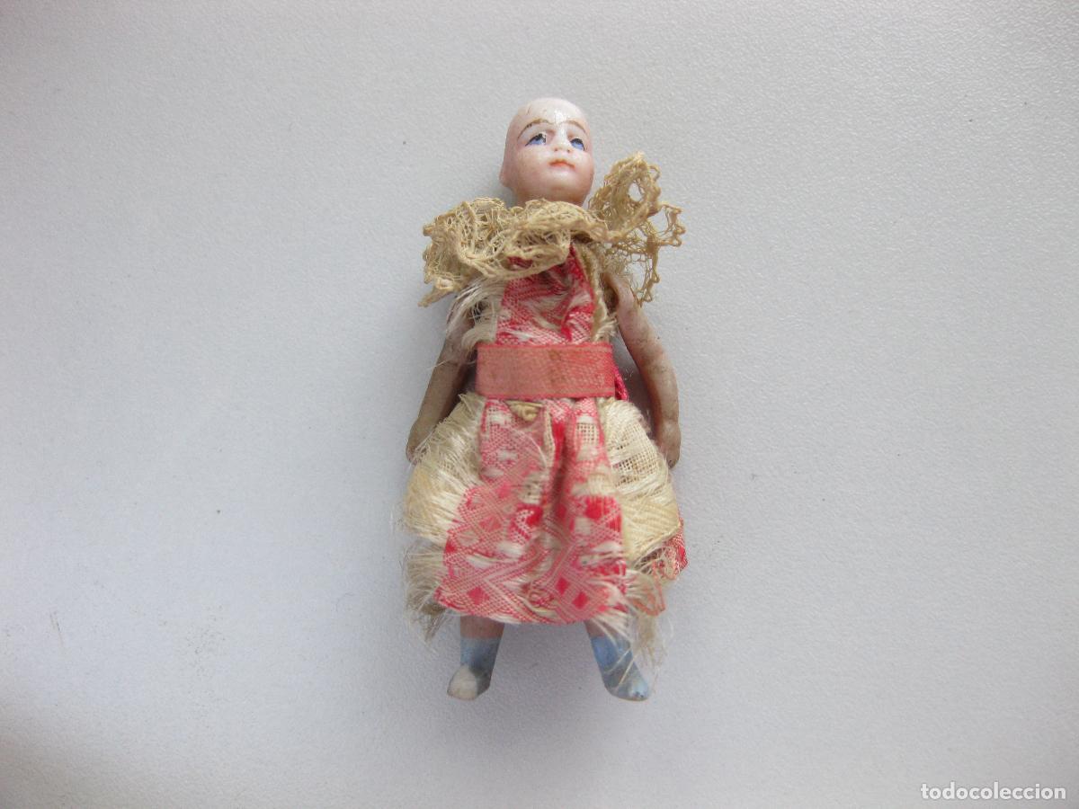 Giocattoli antichi e Giochi di collezione: PEQUE&Ntilde;A MU&Ntilde;ECA ARTICULADA DE BISCUIT PORCELANA. A&Ntilde;OS 20