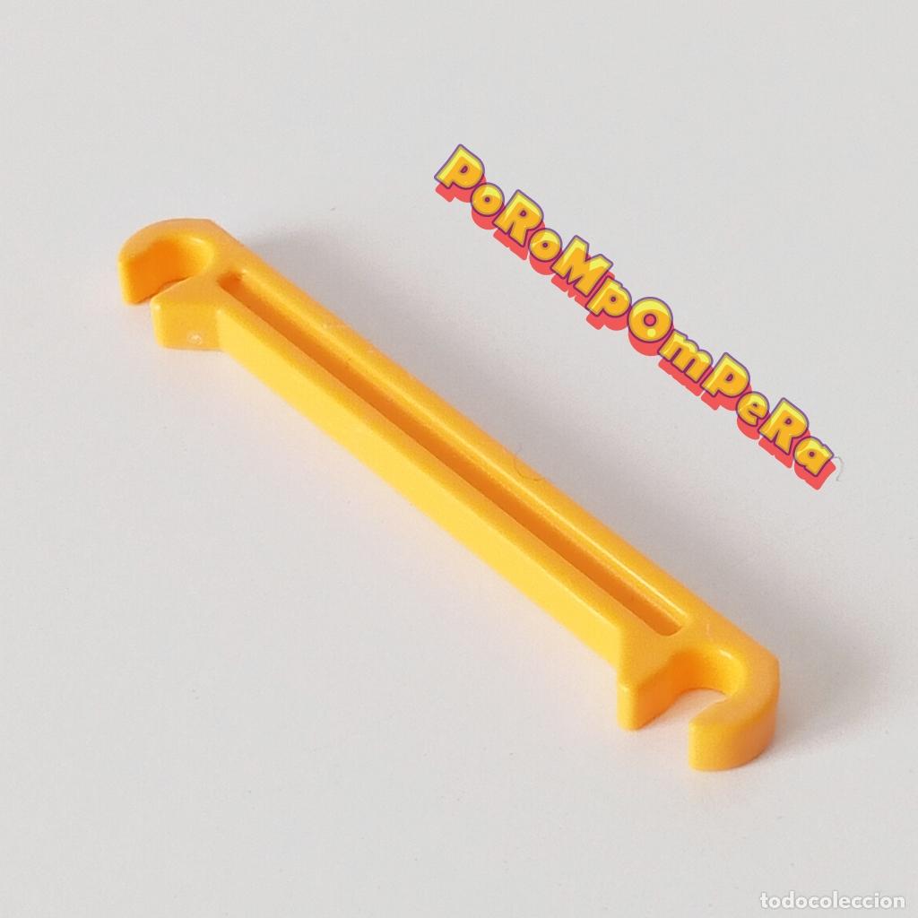 Juguetes antiguos y juegos de colecci&oacute;n: PLAYMOBIL? LEGO? enganche doble amarill-mostaza? - Set/s por determinar D9