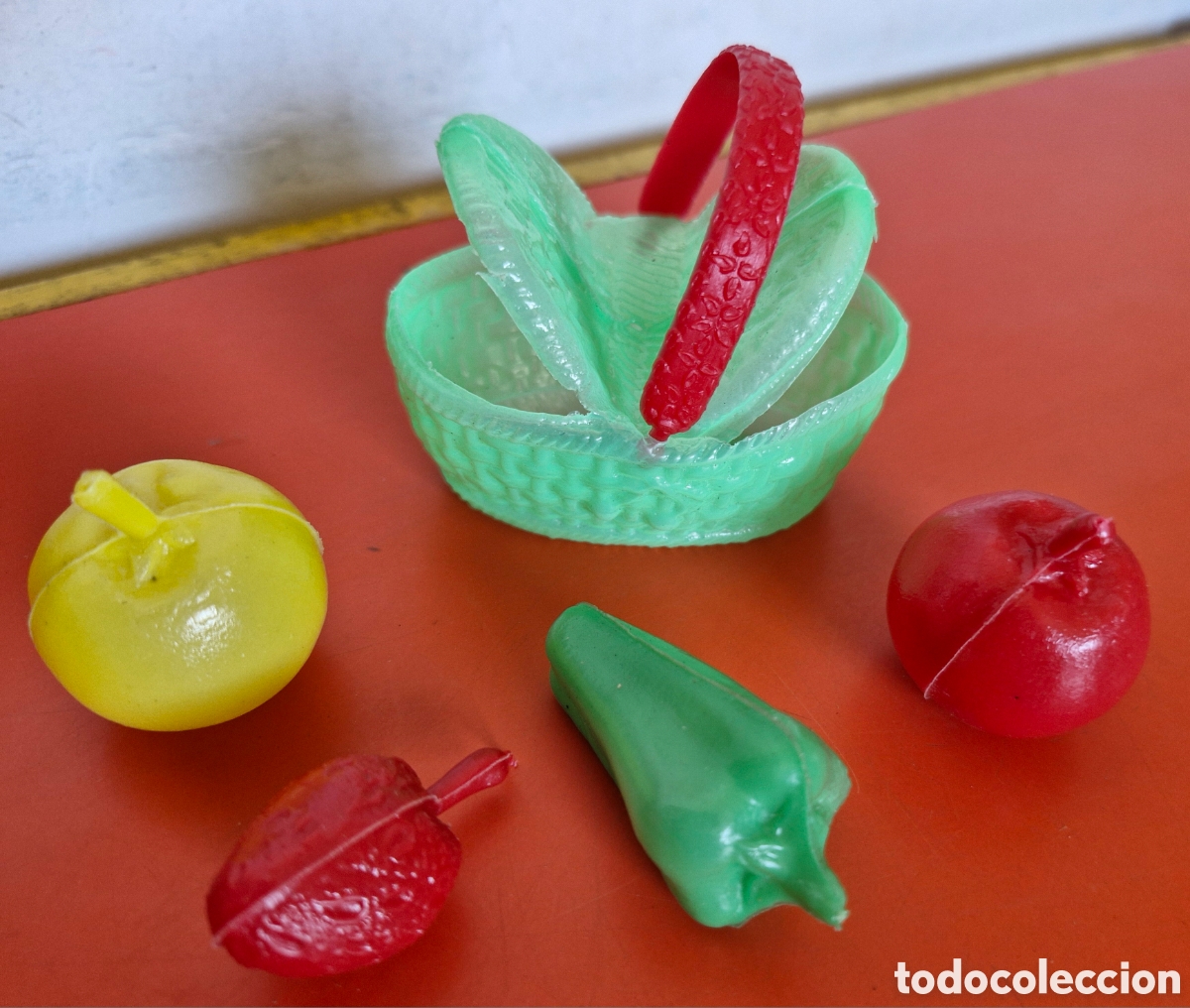 Juguetes antiguos y juegos de colecci&oacute;n: MINI CESTA PIC-NIC VERDURAS Y FRUTAS.NACIONAL 60'S.NUEVA.