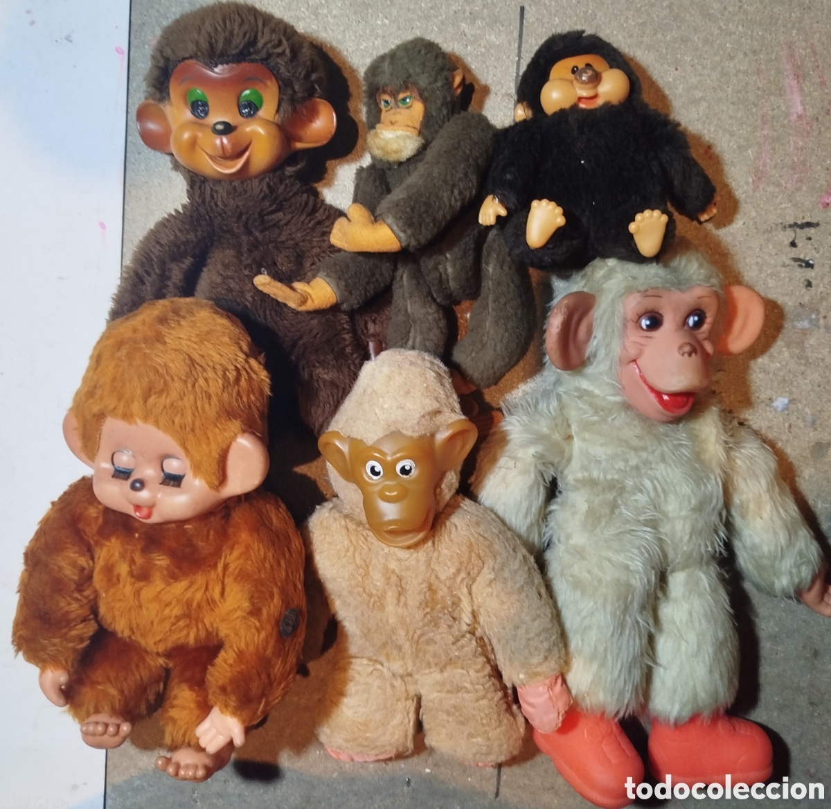 Juguetes antiguos y juegos de colecci&oacute;n: Colecci&oacute;n de peluches monos retro