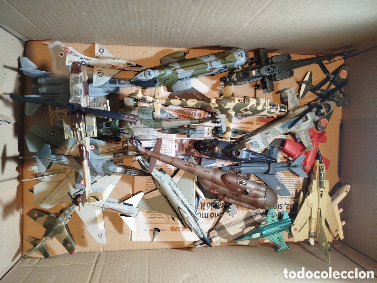 Juguetes antiguos y juegos de colecci&oacute;n: Gran lote miniaturas de aviones