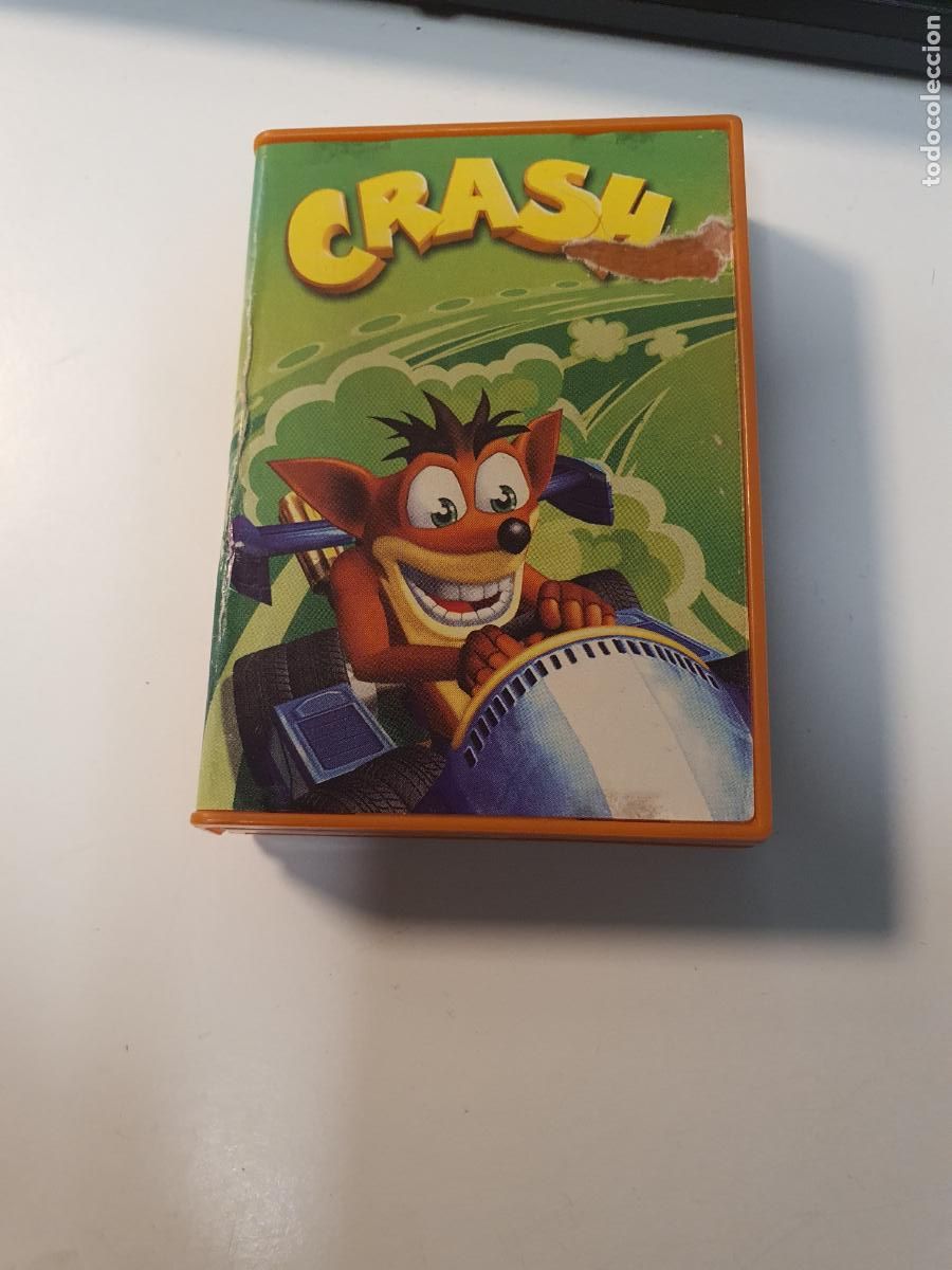 Juguetes antiguos y juegos de colecci&oacute;n: FIGURA MCDONALDS 2005 MC DONALDS - CRASH BANDICOOT - CONSOLA - NO FUNCIONA -