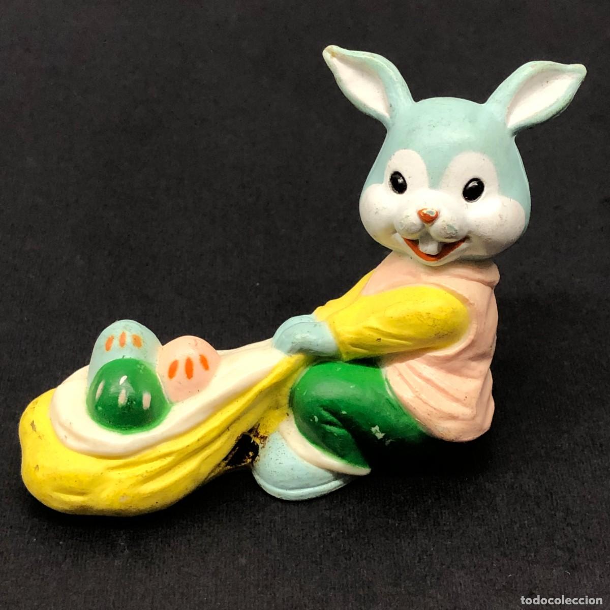 Juguetes antiguos y juegos de colecci&oacute;n: FIGURA DE CONEJITO DE PASCUA - VINTAGE - 7,5 CM / 1571