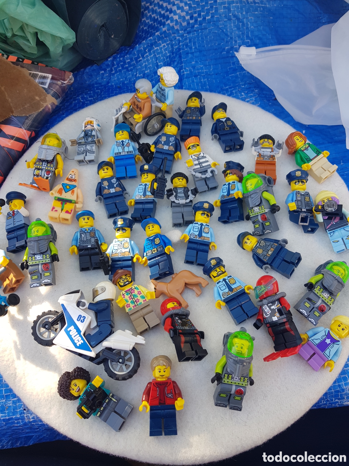 Juguetes antiguos y juegos de colecci&oacute;n: LOTE DE MU&Ntilde;ECOS DE LEGO