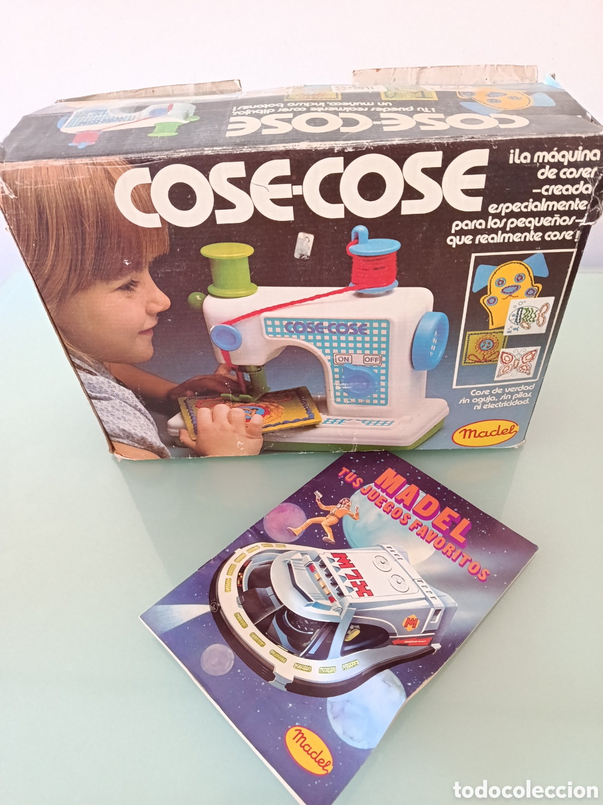 Juguetes antiguos y juegos de colecci&oacute;n: M&aacute;quina de coser Cose-Cose Madel Vintage 80s
