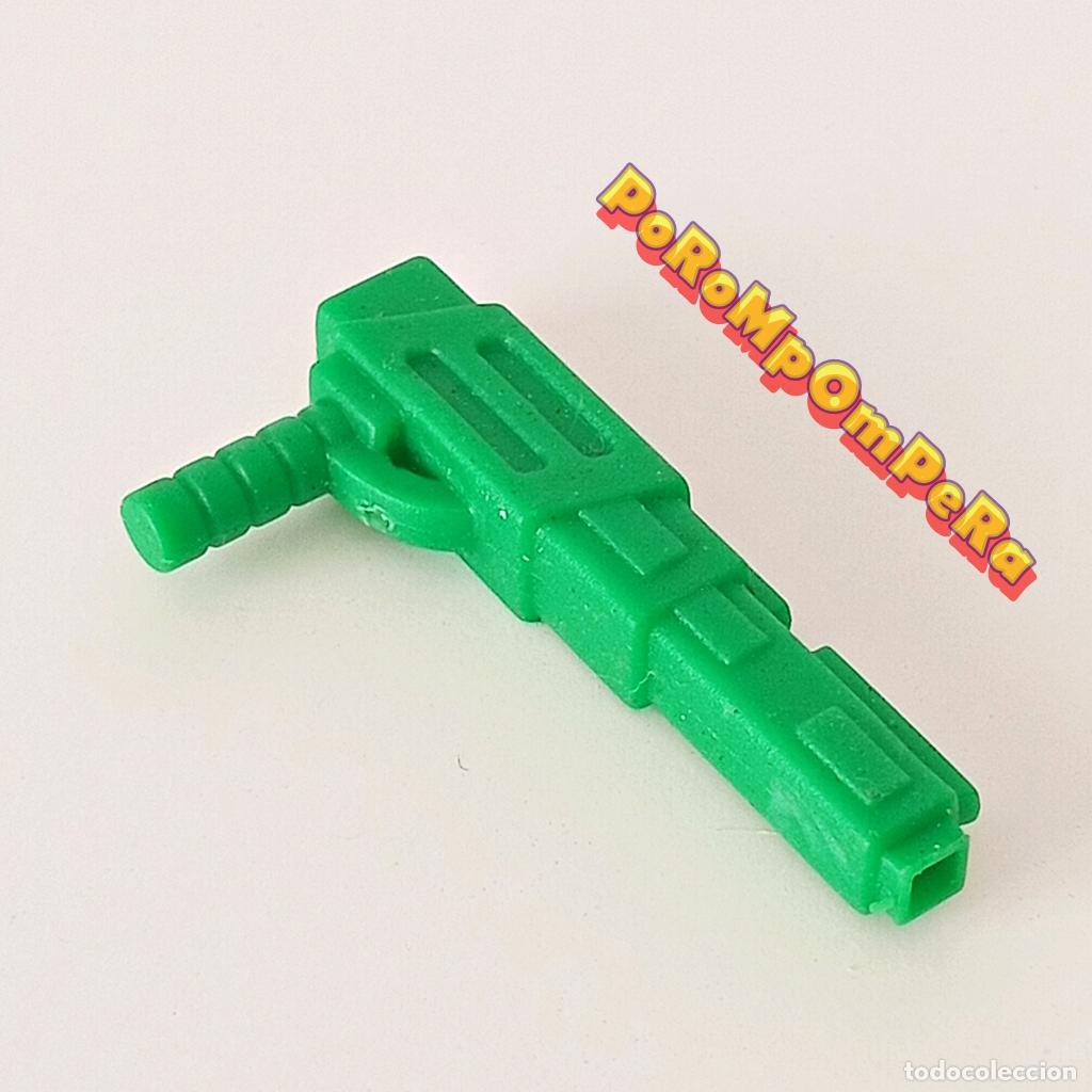Juguetes antiguos y juegos de colecci&oacute;n: PINYPON ? arma verde similar PLAYMOBIL F5