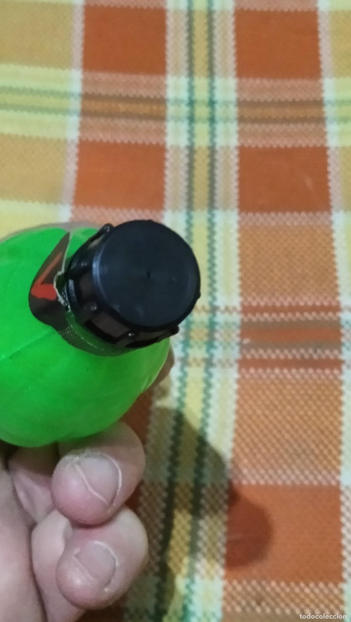 Juguetes antiguos y juegos de colecci&oacute;n: ANTIGUA GRANADA DE PLASTICO DE LA SERIE V