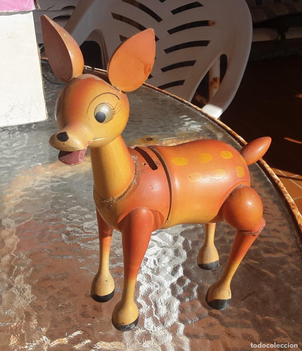 Juguetes antiguos y juegos de colecci&oacute;n: Hucha madera BAMBI finales a&ntilde;os 60
