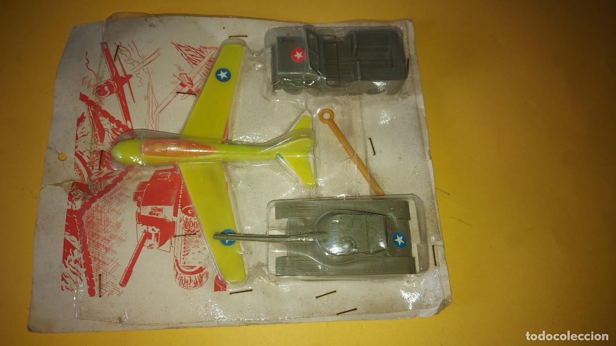 Juguetes antiguos y juegos de colecci&oacute;n: BLISTER DE JUGUETES MILITARES DE PLASTICO, A&Ntilde;OS 60-70