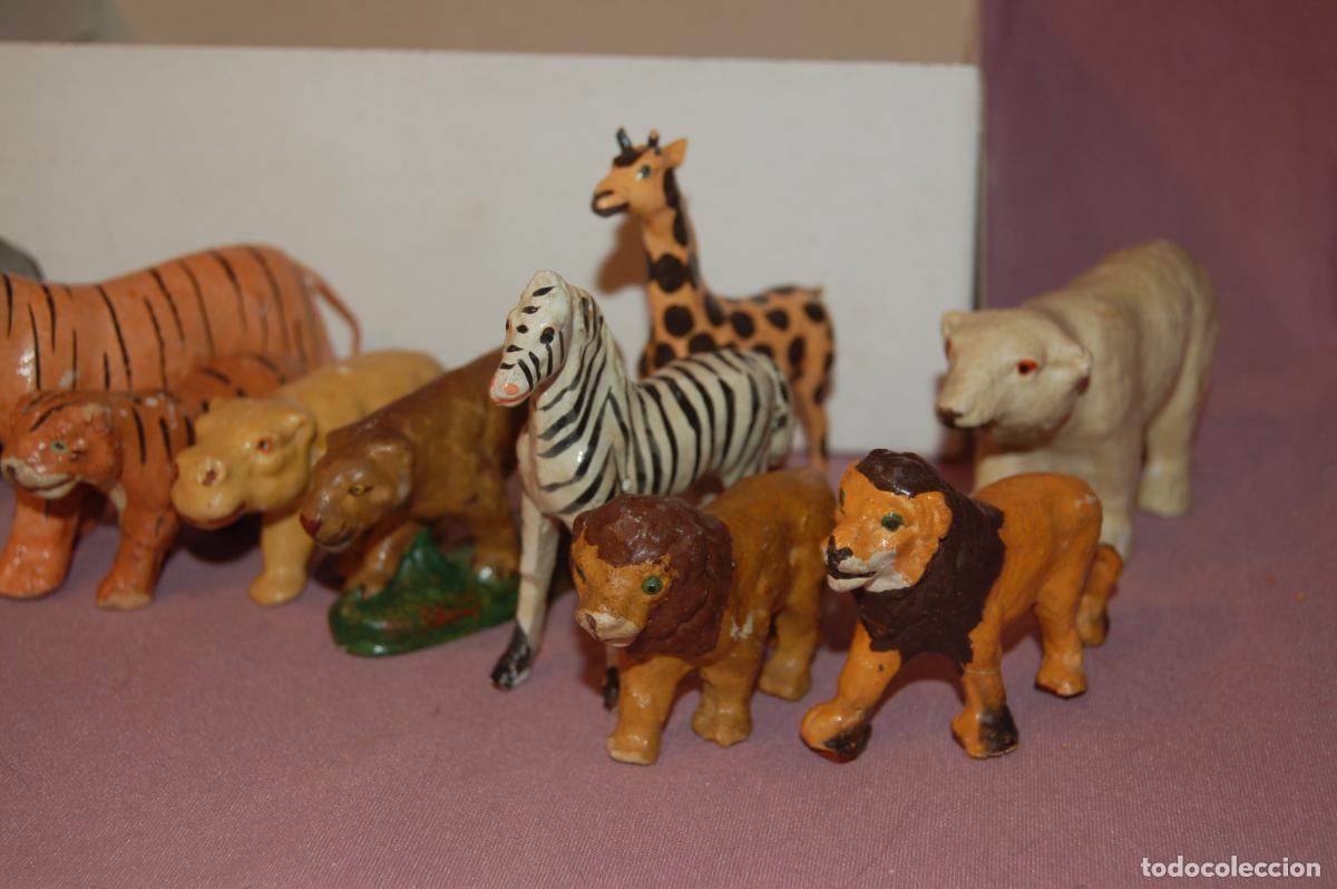 Juguetes antiguos y juegos de colecci&oacute;n: animales antiguos de cart&oacute;n piedra