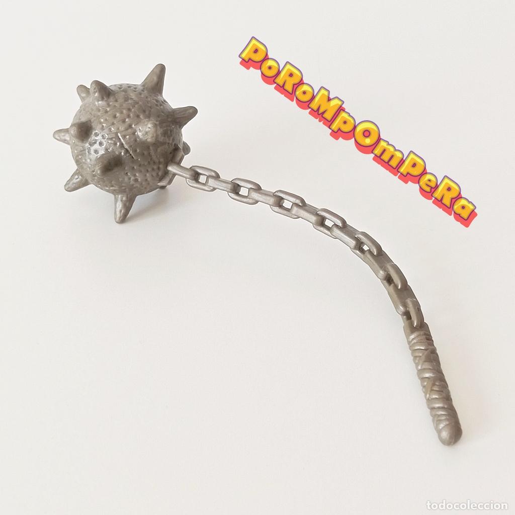 Juguetes antiguos y juegos de colecci&oacute;n: maza con cadena y bola de pinchos similar MOTU arma - Set/s y fabricante por determinar T8