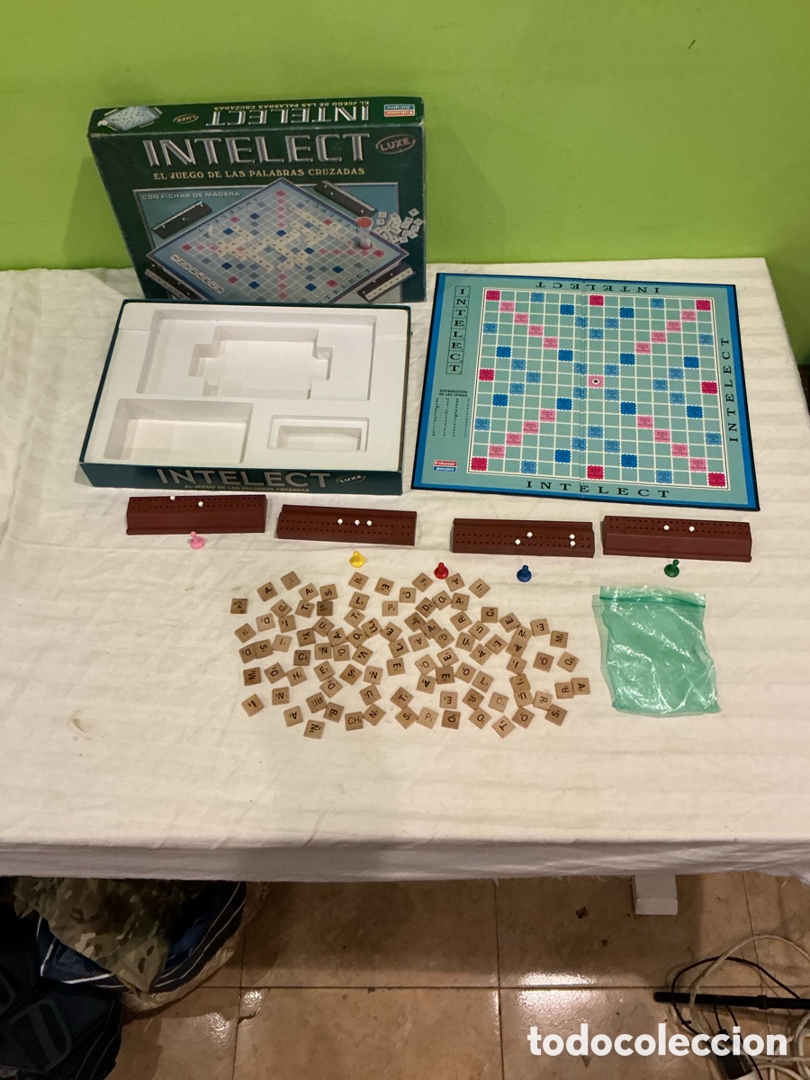 Juguetes antiguos y juegos de colecci&oacute;n: Juego de Mesa Intelect Luxe &ndash; Palabras Cruzadas con Fichas de Madera y Caja Original
