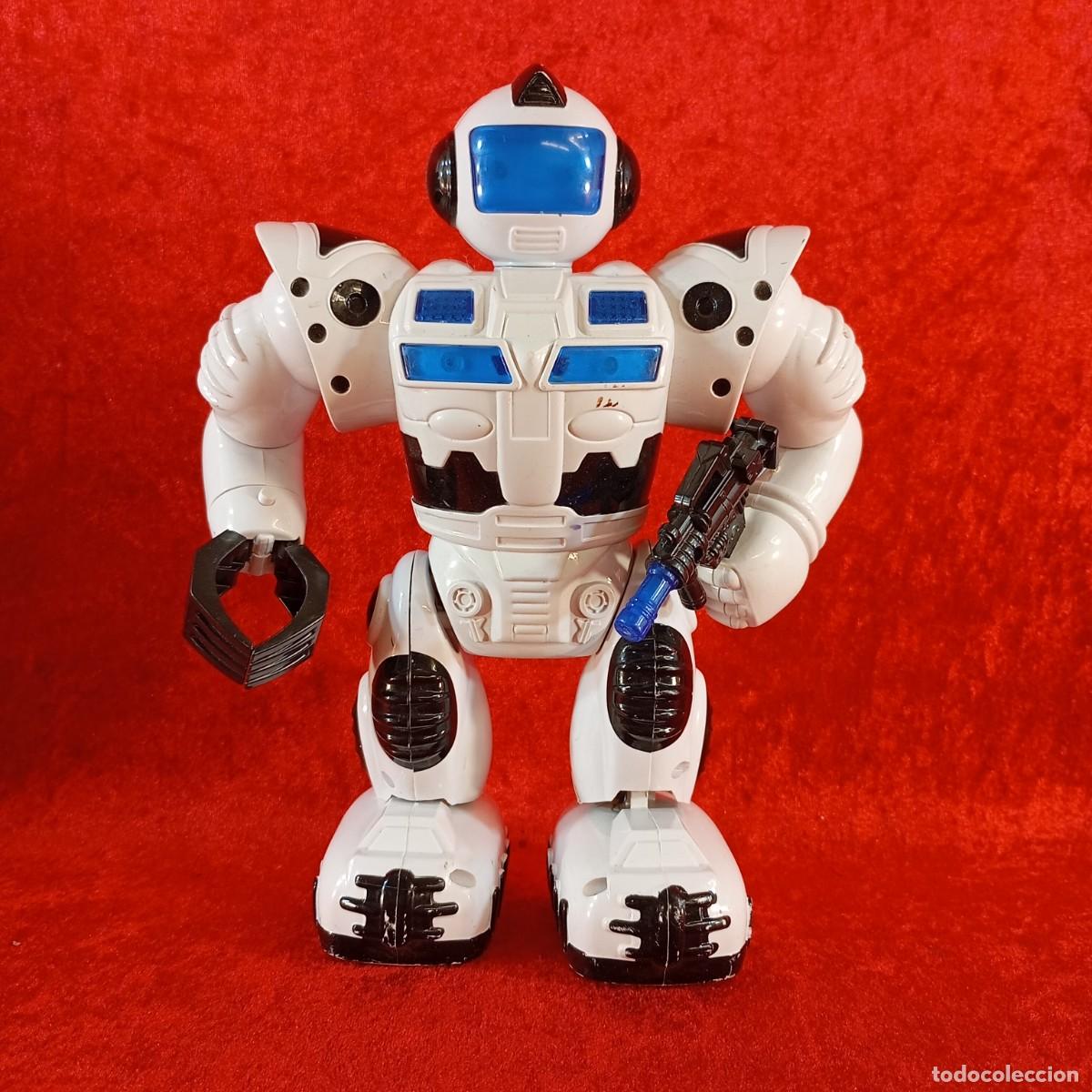 Juguetes antiguos y juegos de colecci&oacute;n: ROBOT DE JUGUETE VINTAGE - INTERACTIVO - VINTAGE - PRINCIPIO DE LOS 2000 - 25 CM DE ALTO - 25