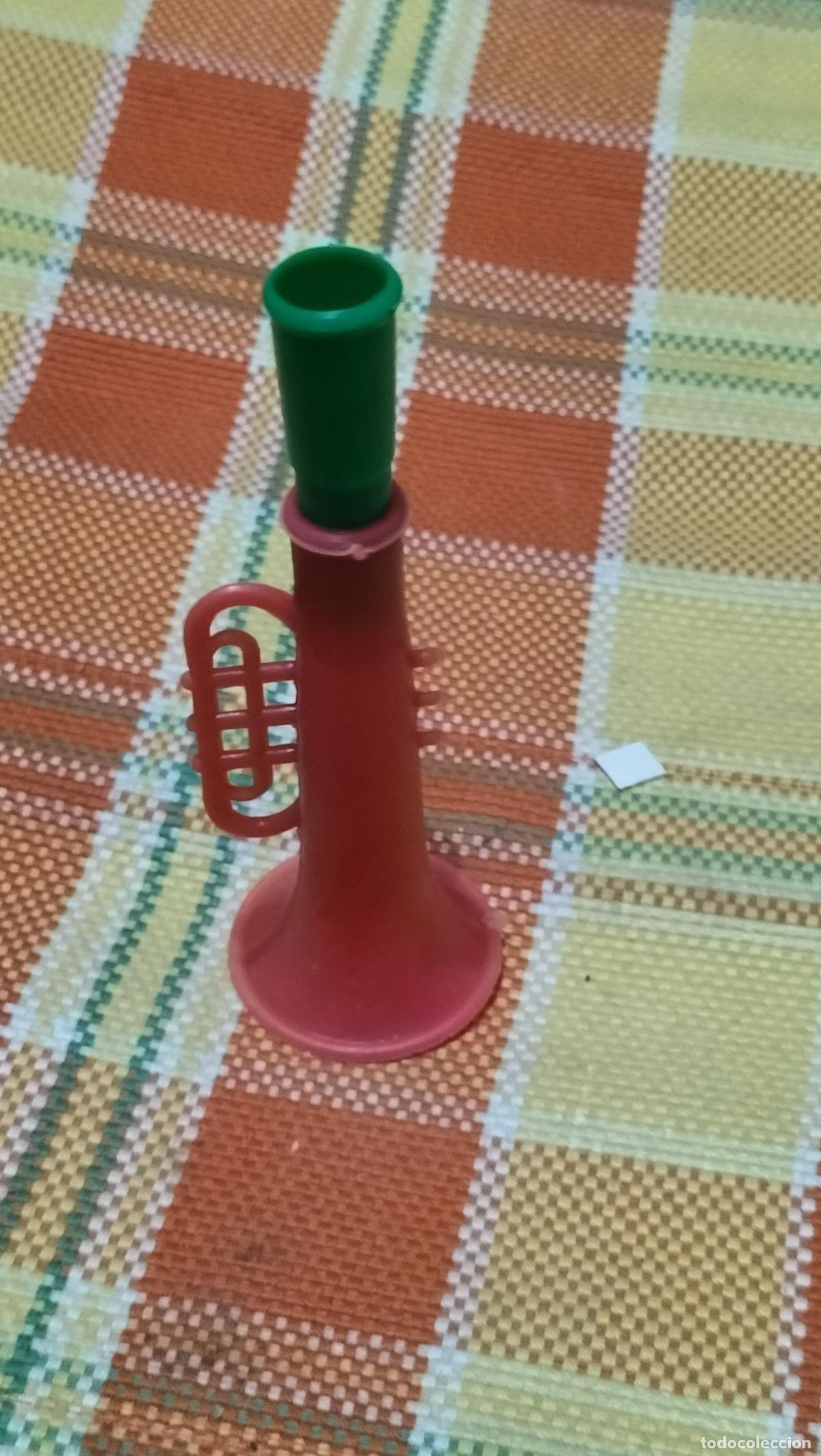 Juguetes antiguos y juegos de colecci&oacute;n: ANTIGUA TROMPETA DE VENTA EN LOS KIOSKOS
