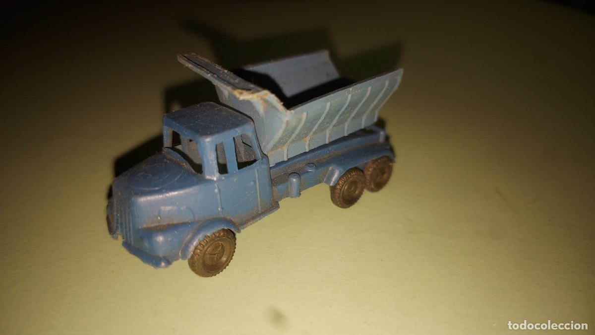Juguetes antiguos y juegos de colecci&oacute;n: CAMION VOLQUETE PLASTICO