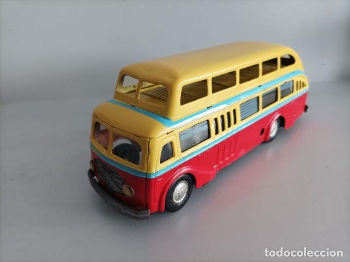 Juguetes antiguos Jyesa: Autob&uacute;s de dos pisos de Jyesa - Foto 1