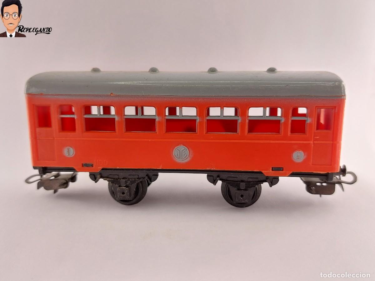 Juguetes antiguos Jyesa: ANTIGUO VAG&Oacute;N PASAJEROS 1&ordf; CLASE COLOR ROJO / MARCA JYESA A&Ntilde;OS 60 / ESCALA H0 TREN VINTAGE REF: 1100