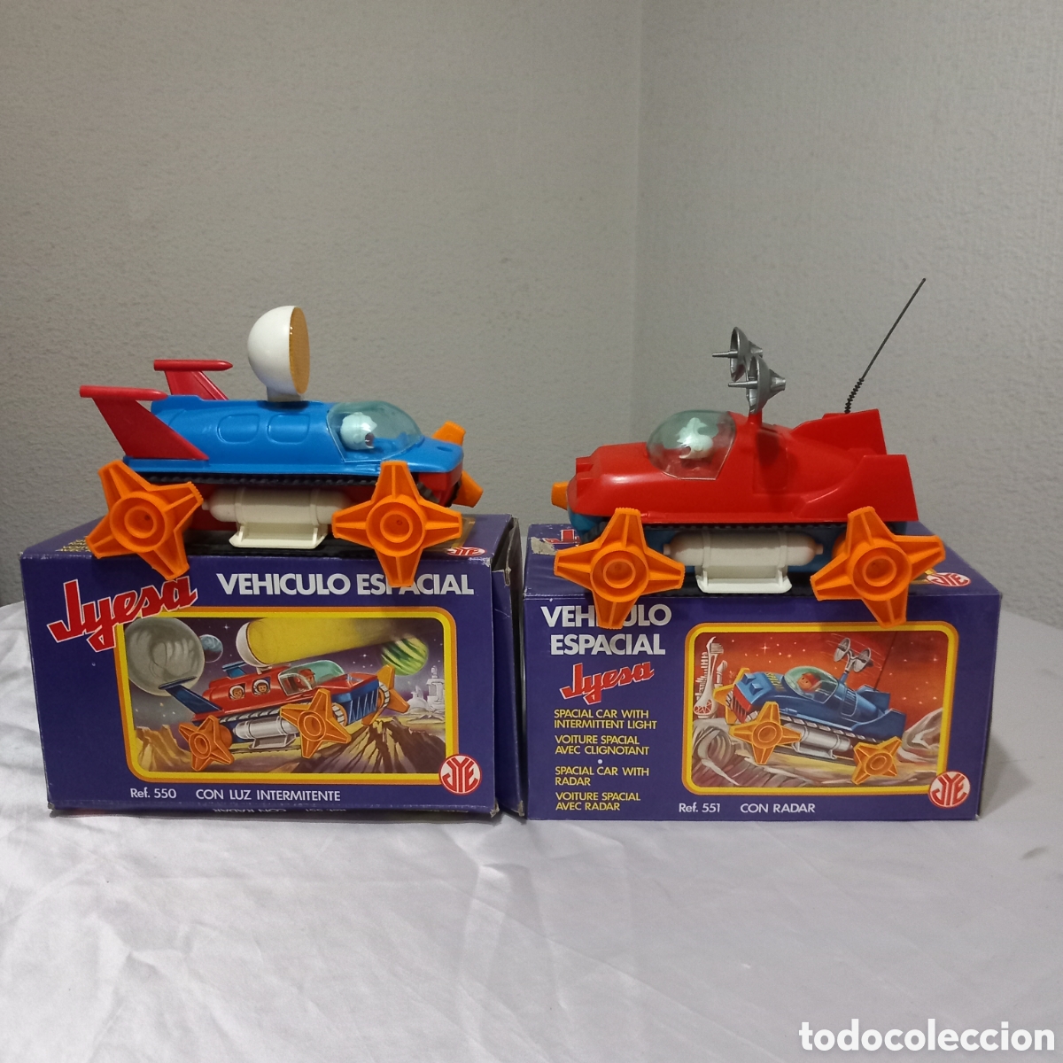 Jouets anciens Jyesa: 2&times;ANTIGUOS VEHICULOS ESPACIALES de JUGUETES JYESA/IBI ALICANTE(EN CAJA Y FUNCIONANDO A PILAS)