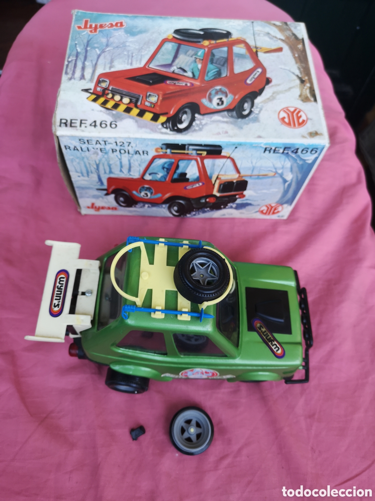 Juguetes antiguos Jyesa: Jyesa. Seat 127 Rallye Polar el&eacute;ctrico ref 466. NO FUNCIONA Y ALG&Uacute;N DEFECTO M&Aacute;S.