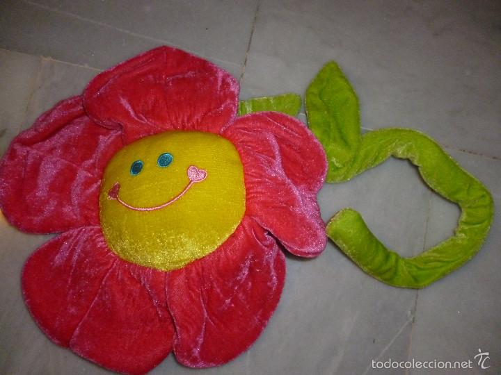 Juguetes antiguos: PELUCHE EN FORMA DE FLOR - Foto 1