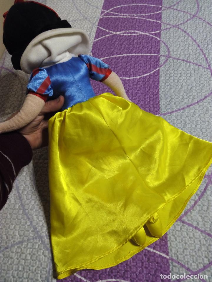 Juguetes antiguos: Peluche Blancanieves - Foto 2