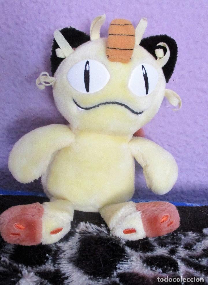 peluche meowth