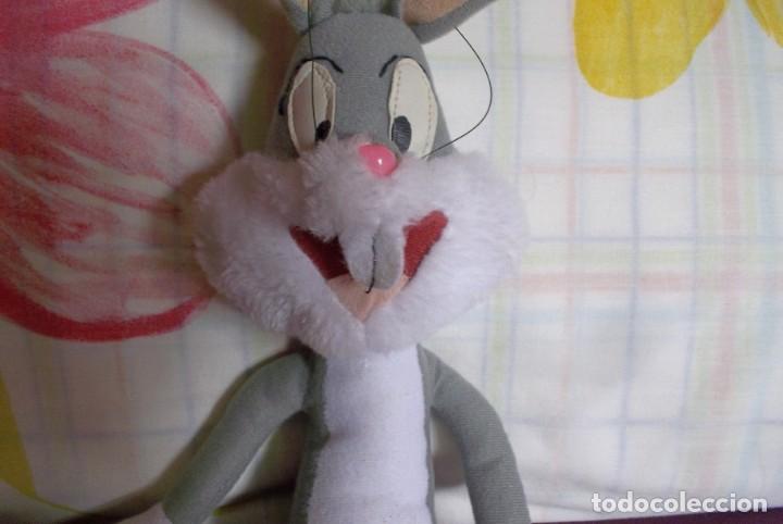 Juguetes antiguos: PELUCHE BUGS BUNNY-40 CM - Foto 5
