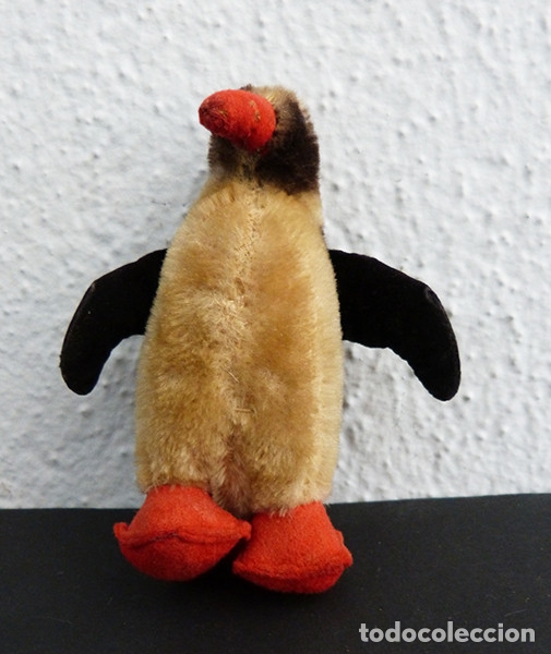 Juguetes antiguos: Ping&uuml;ino de peluche - Foto 1