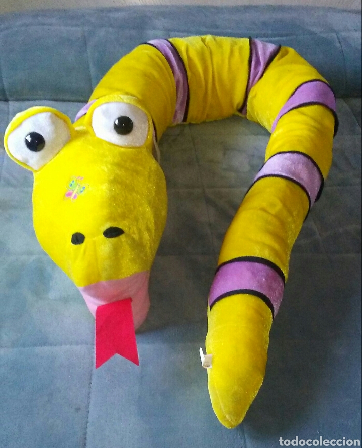 serpiente de peluche