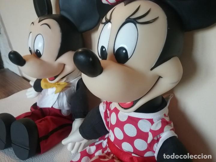 muñecos de minnie y mickey