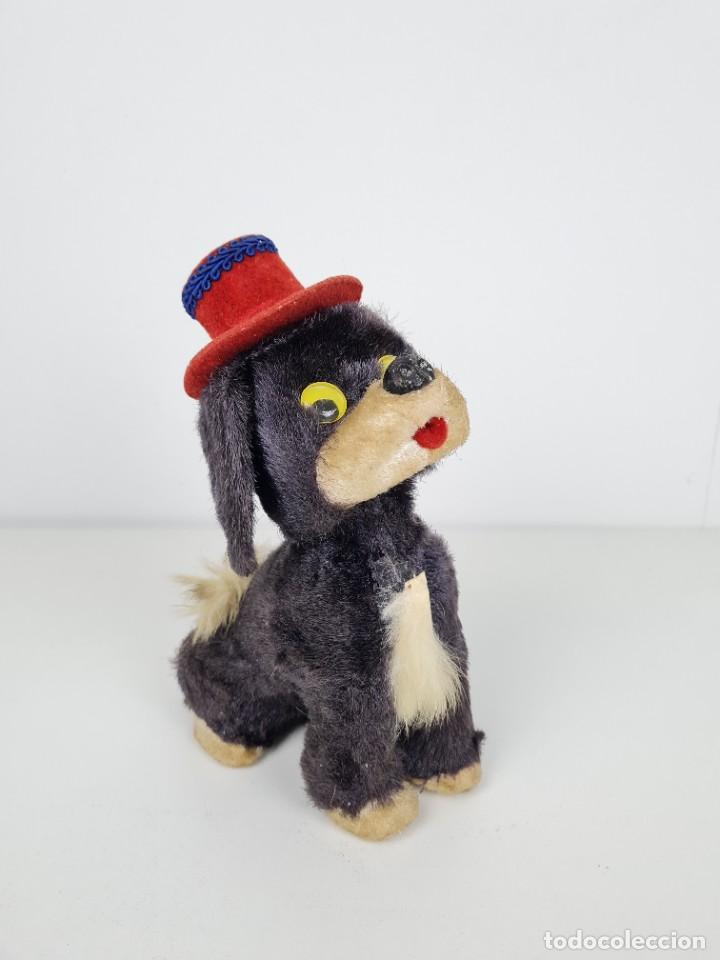 Juguetes antiguos: Perrito cabeza basculante - Foto 2