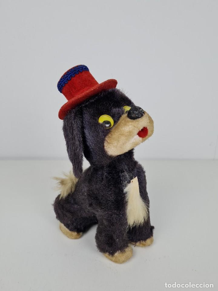 Juguetes antiguos: Perrito cabeza basculante - Foto 3