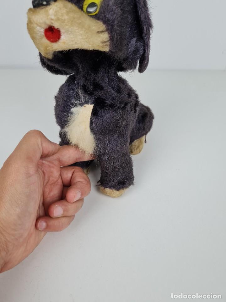 Juguetes antiguos: Perrito cabeza basculante - Foto 5