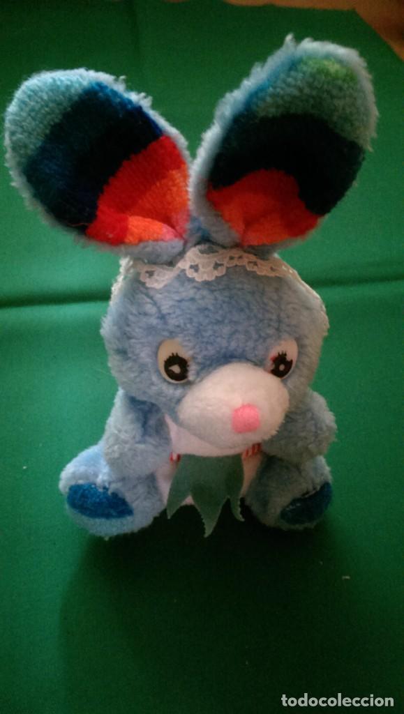 Juguetes antiguos: PELUCHE CONEJITO AZUL - Foto 1