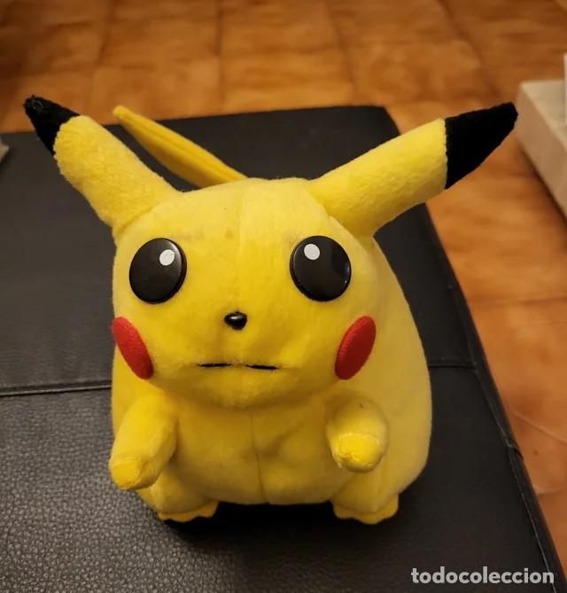 Peluche Pokémon de 20 cm - Pikachu