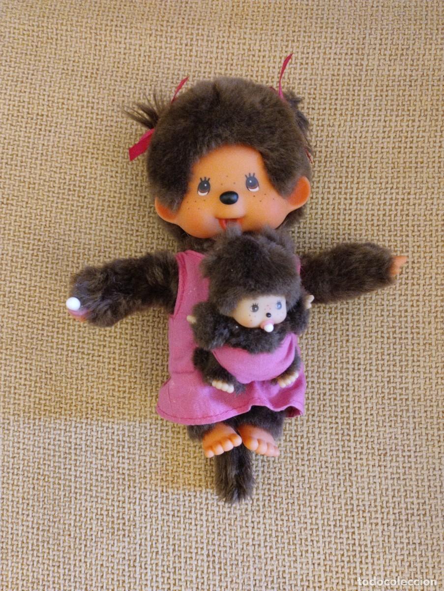 Juguetes antiguos: Mu&ntilde;eco Monchichi con bebe - Foto 3