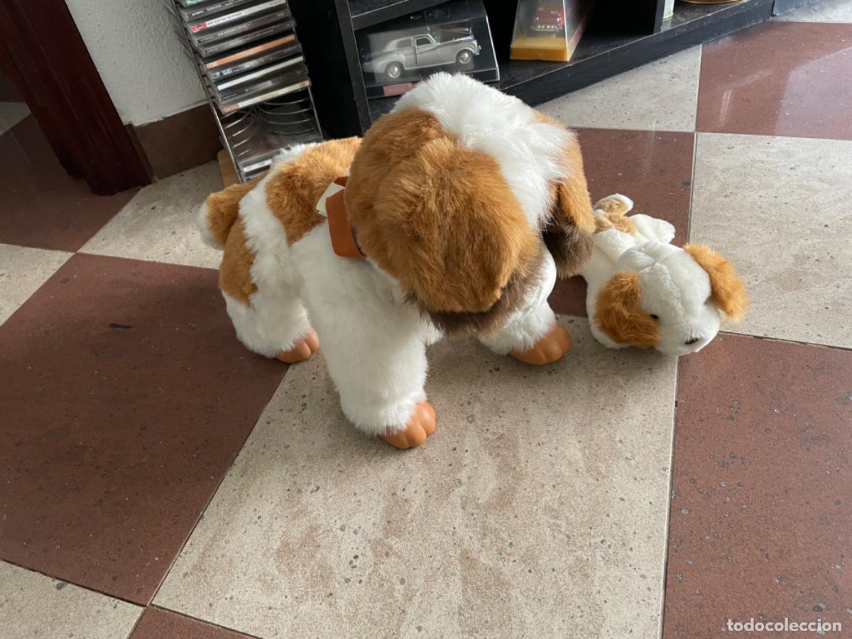 Juguetes antiguos: Perrita con cachorro, electr&oacute;nico - Foto 1