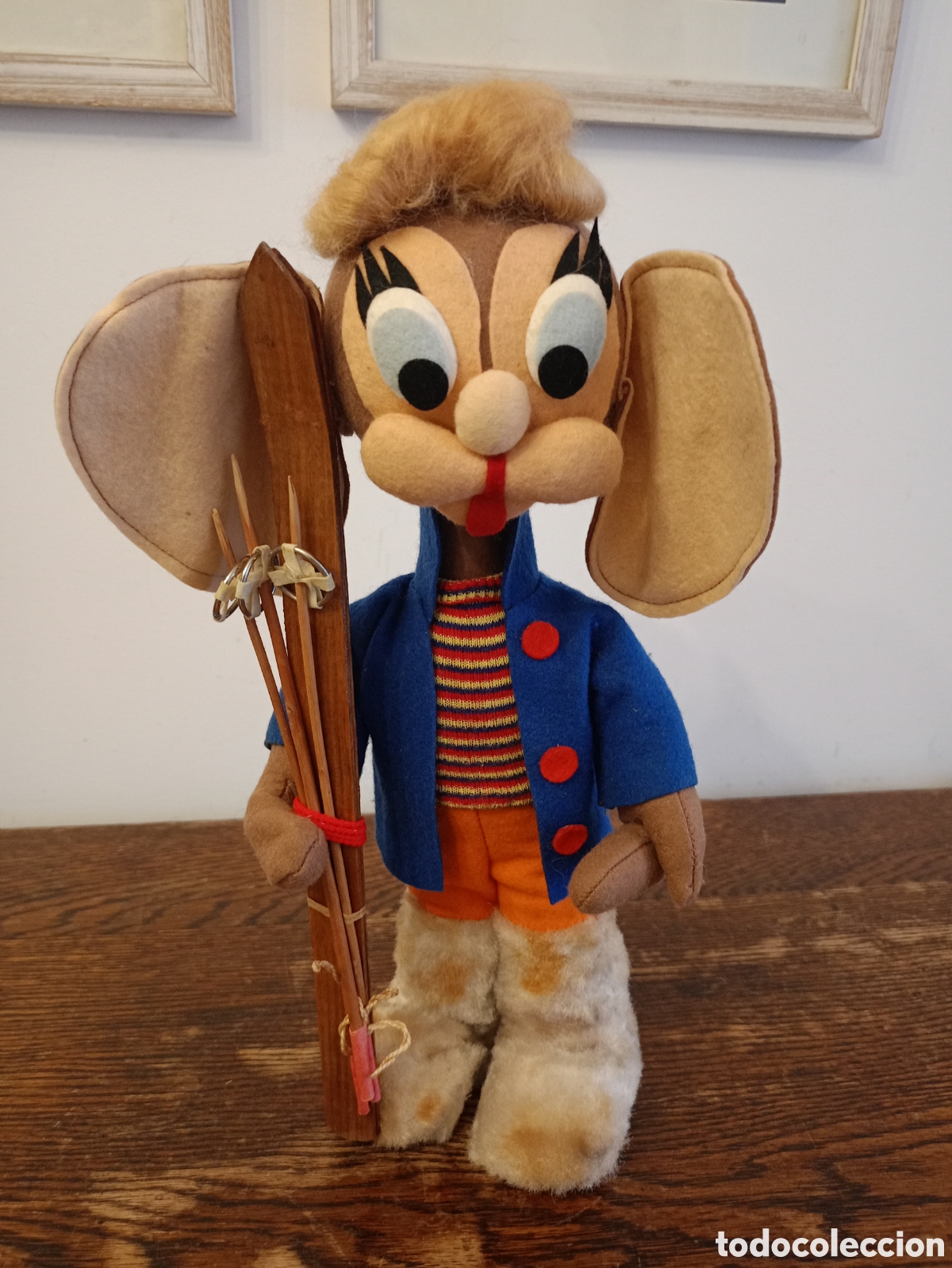 Mu&ntilde;eco Lenci antiguo