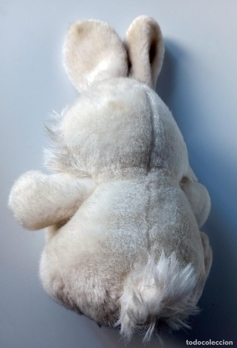 Juguetes antiguos: PELUCHE CONEJO OREJ&Oacute;N BLANCO - Foto 2