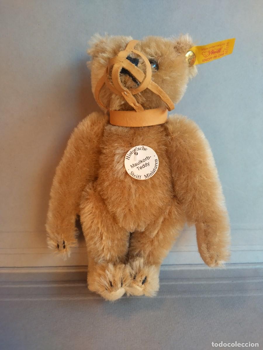 Juguetes antiguos: Steiff Maulkorb Teddy &ndash; Teddy with Muzzle - Foto 1