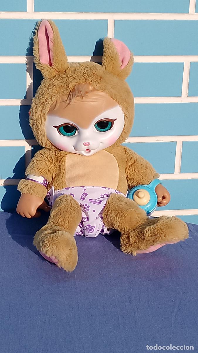 Altes Spielzeug: Mu&ntilde;eco peluche interactivo Beb&eacute; Canguro de la colecci&oacute;n Animal Babies Nursery de Jakks Pacific de Fa