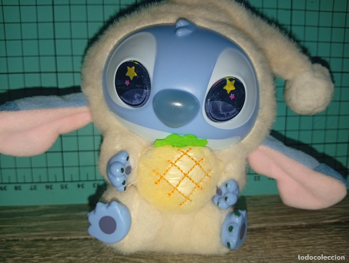 Juguetes Antiguos: Mu&ntilde;eco Labubu Stitch con pi&ntilde;a