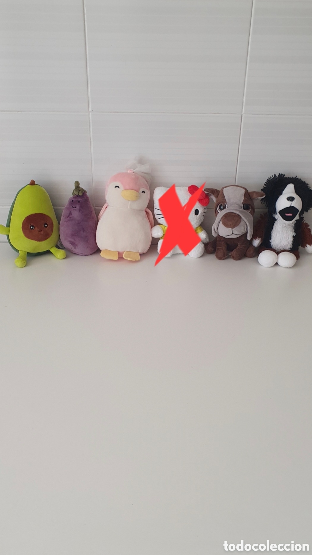 Brinquedos Antigos: Lote de peluches coleccionables de marca a distintos precios.