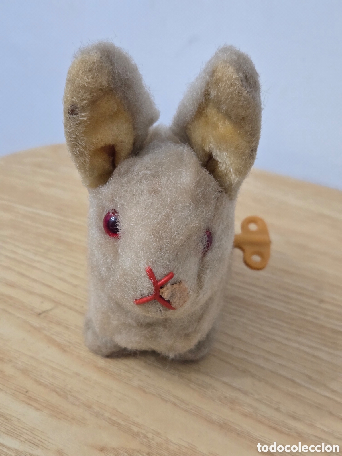 Juguetes Antiguos: Antiguo juguete conejito a cuerda