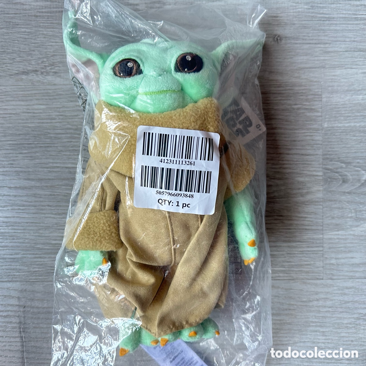 Juguetes Antiguos: Peluche mediano Grogu, Star Wars: The Mandalorian, Disney Store.