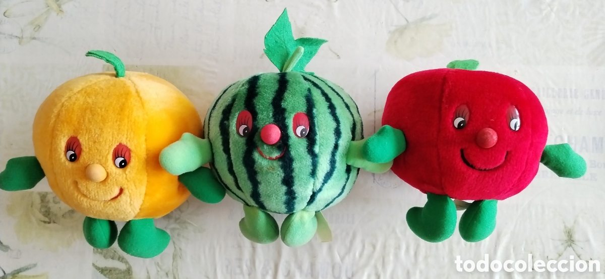 Juguetes Antiguos: 3 peluches Fruitis tomate sand&iacute;a naranja